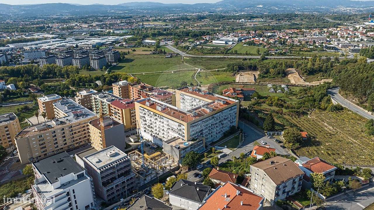 Apartamento T1 para venda - Grande imagem: 2/22