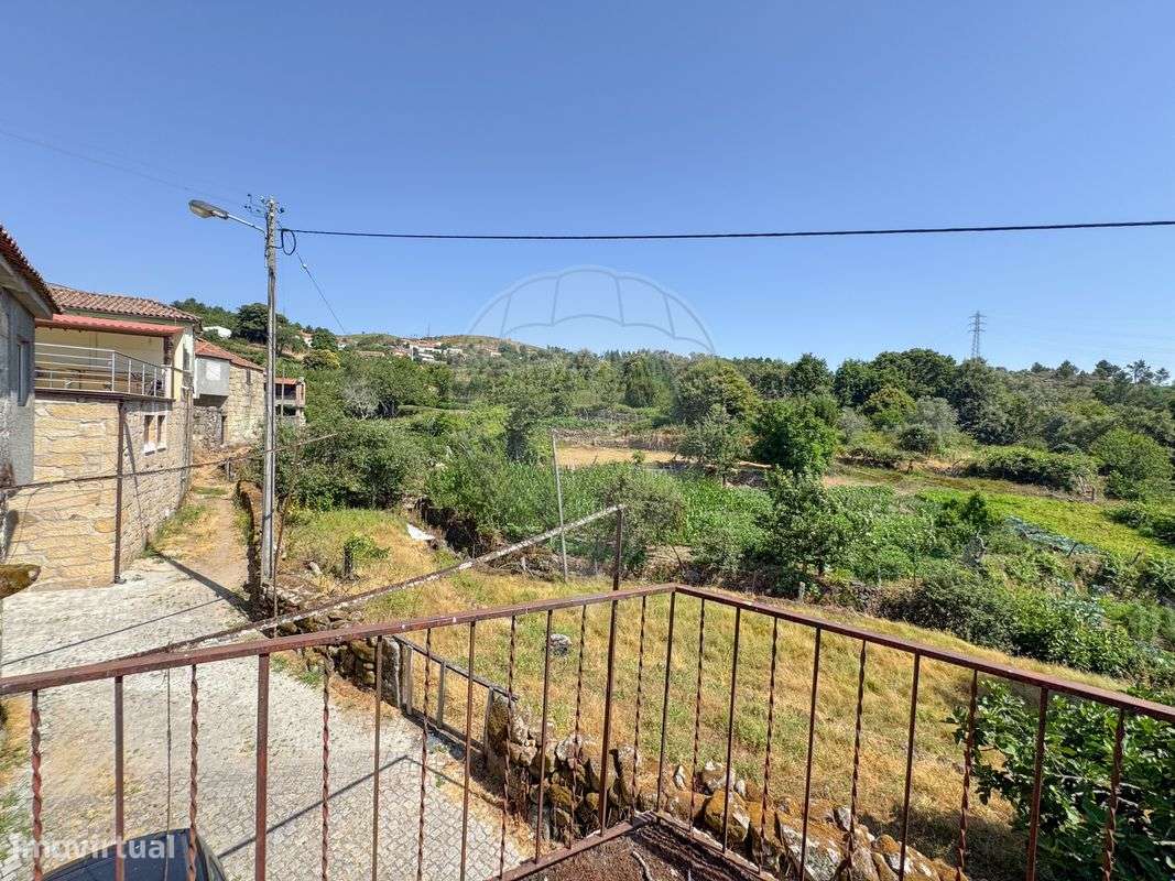 Moradia T3 para venda-17