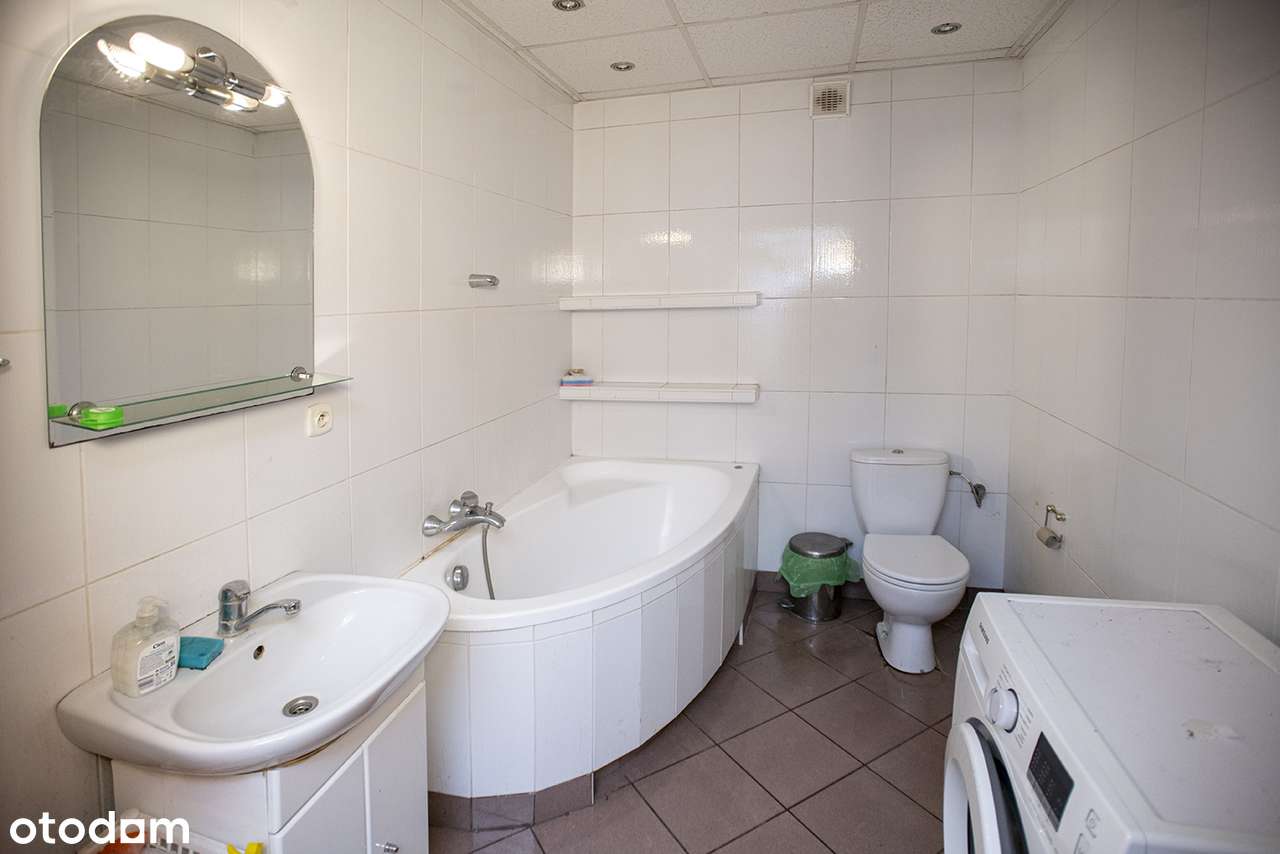 Trzy kondygnacje, garaż, ogródek-16