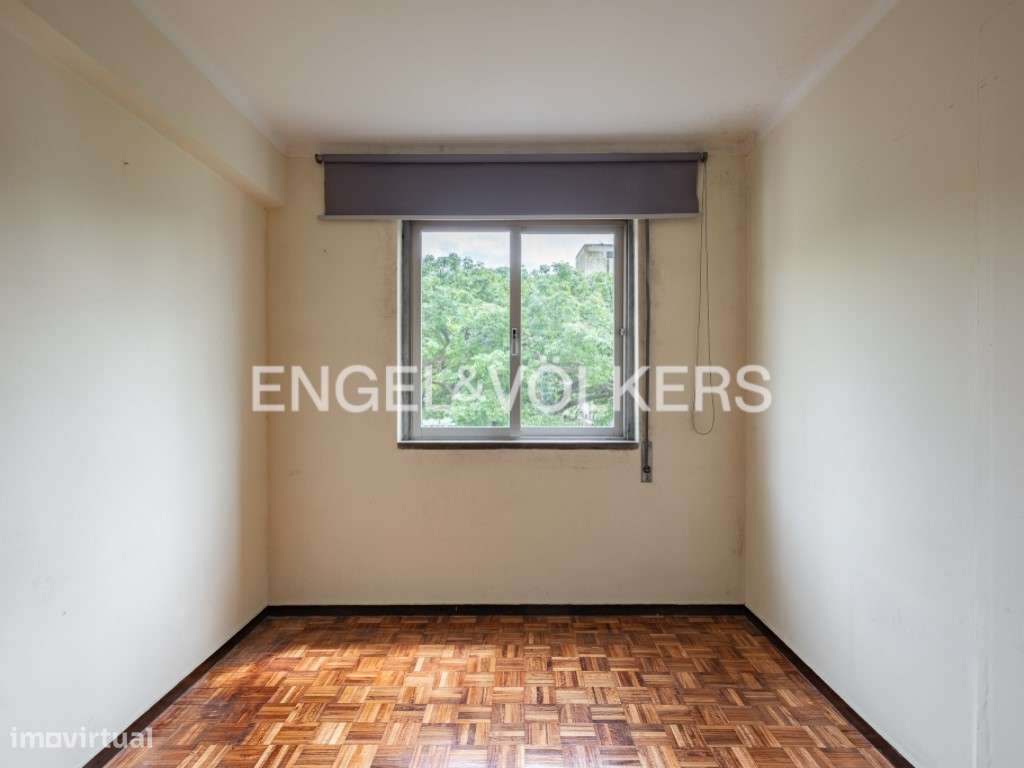 Apartamento T3 no Monte da Caparica-12