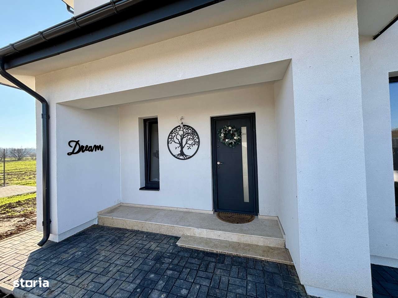 Vila finalizata cu acces de pe DN1, A3, A0 - TVA & Comision 0% - Imagine principală: 2/20