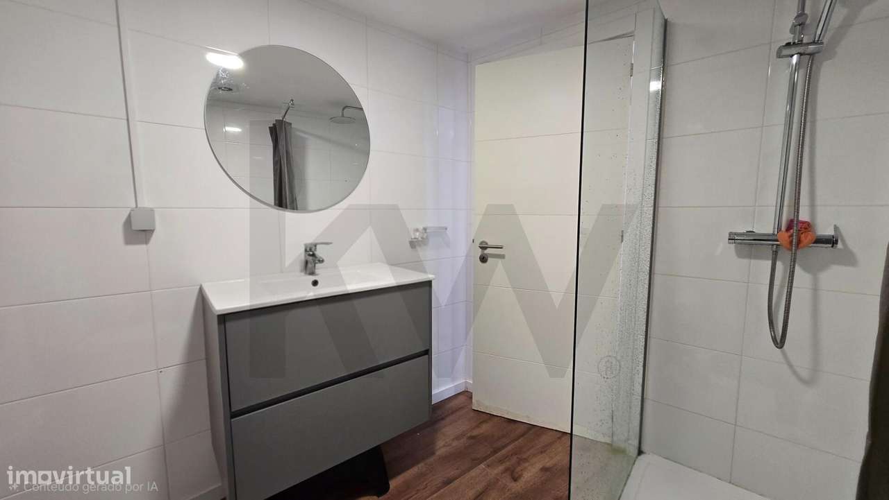 Moradia Gandaresa em  Rio Tinto ouca vagos com terreno e floresta-8