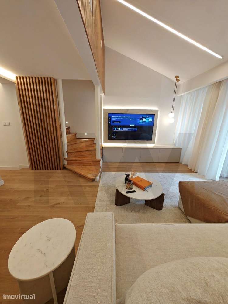 T3 Duplex Completamente Renovado – Príncipe Real | Praça das Flores - Grande imagem: 5/49