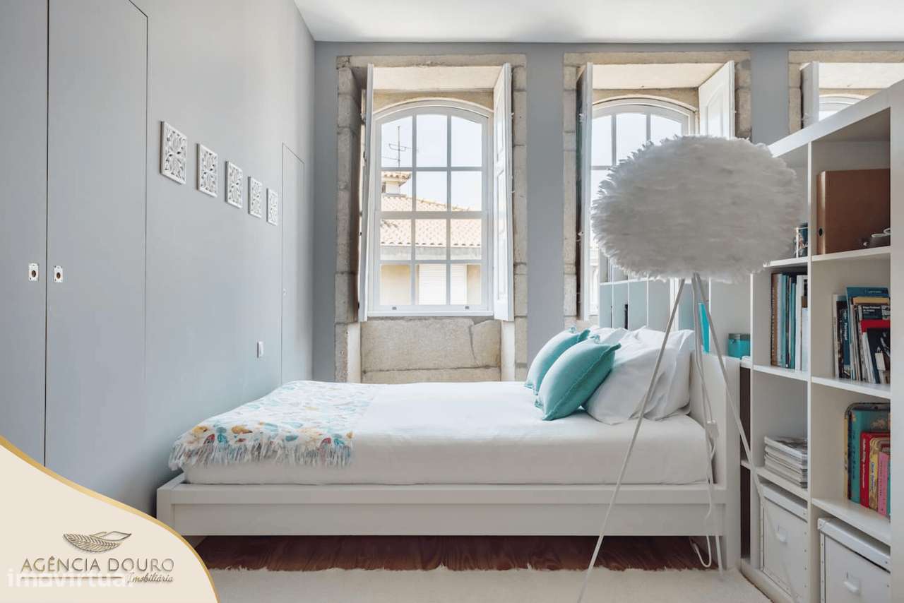 Apartamento T0 mobilado no centro histórico do Porto-7