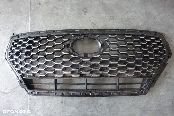 ATRAPA GRILL HYUNDAI i30  17r. - 1