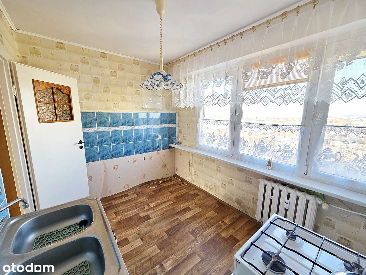 Słoneczne i z widokiem na panoramę miasta-9