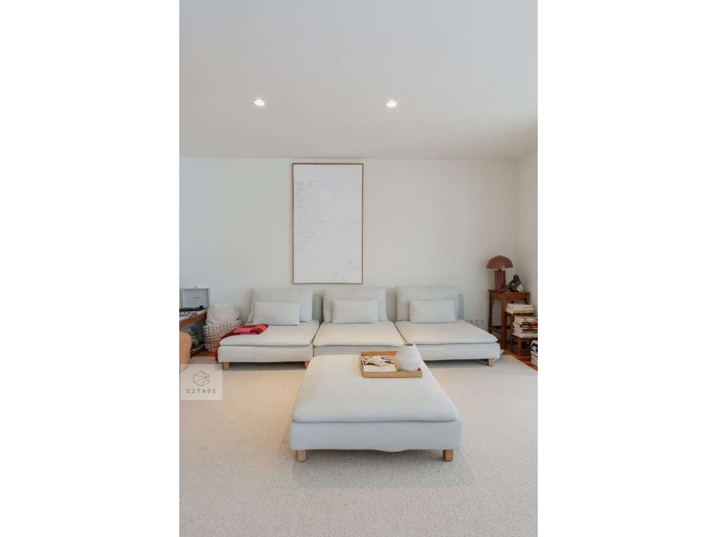 Apartamento T4 Restelo com terraço-13