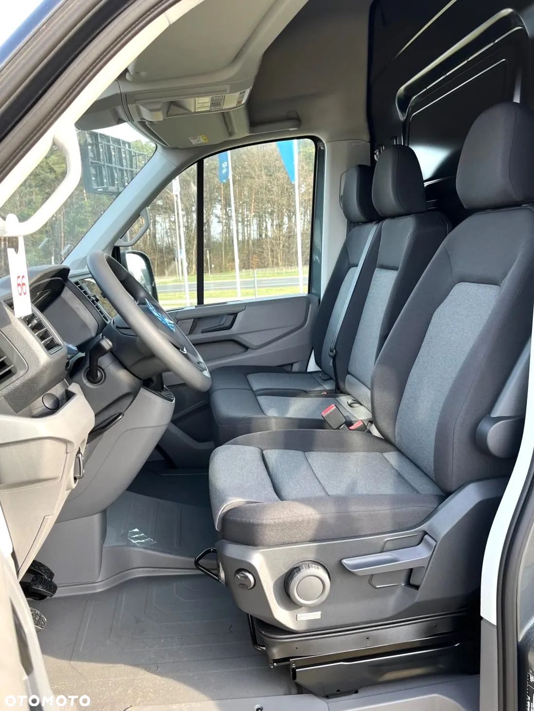 Volkswagen Crafter - 11