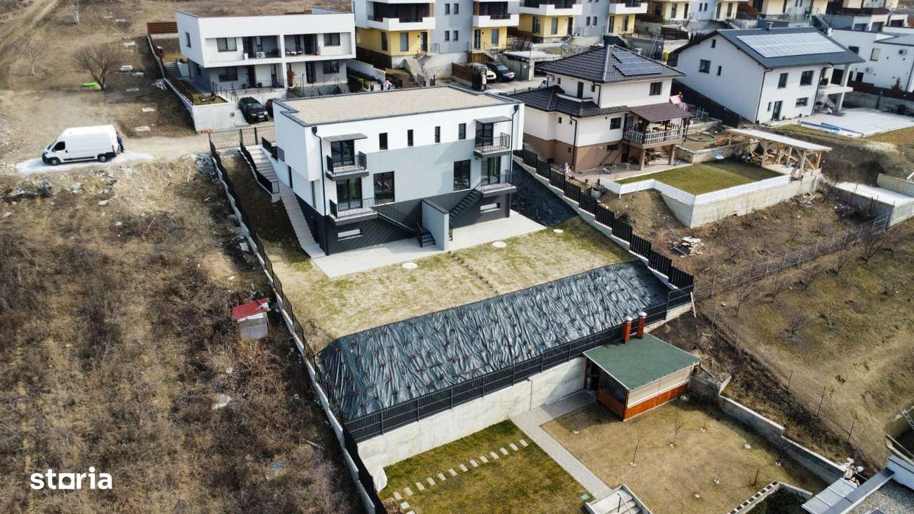 Casa cuplata (duplex) cu vedere panoramica in Dezmir-3