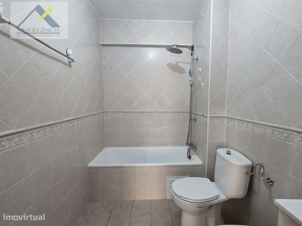 Apartamento T2 na Quinta de St. António em Setúbal-25