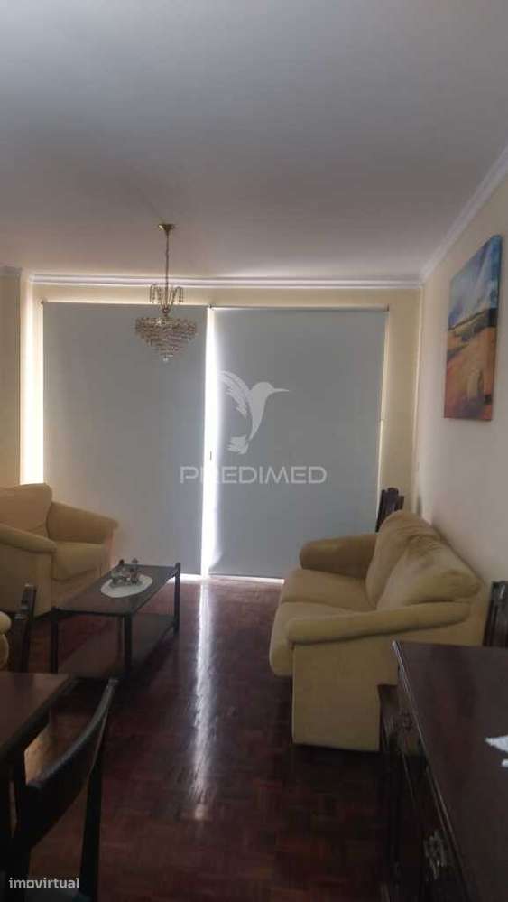 APARTAMENTO T3 NO ESTREITO DE CÂMARA DE LOBOS - Grande imagem: 4/7