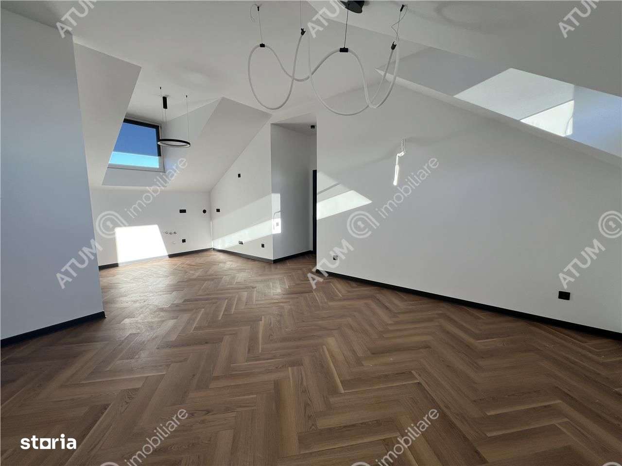 Apartament de 3 camere cu balcon etaj 2 zona Turnisor din Sibiu - Imagine principală: 1/17