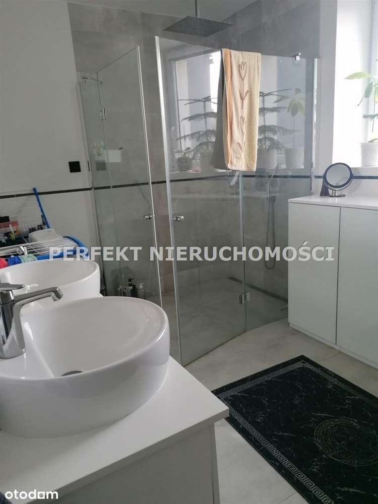 Dom klocek Wysoki Standard-5