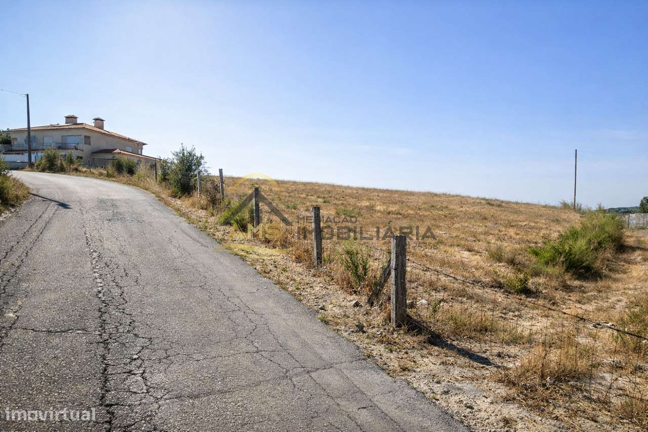 TERRENO PARA CONSTRUÇÃO [2700M2] | ESTORÃOS, FAFE-7