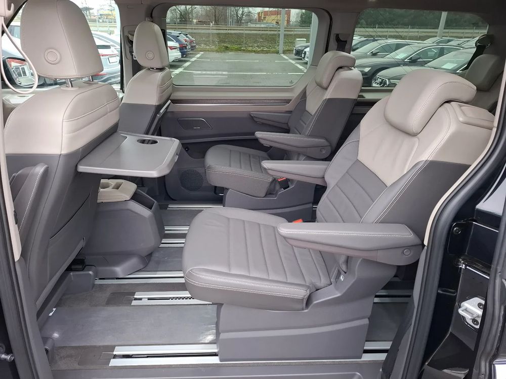 Salon PL Gwarancja fabryczna PHEV 218KM Panorama DCC Sam parkuje L2