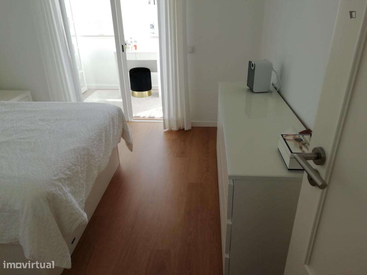 Apartamento com 1 quartos - localizado em Oeiras Lisbon - Grande imagem: 2/10
