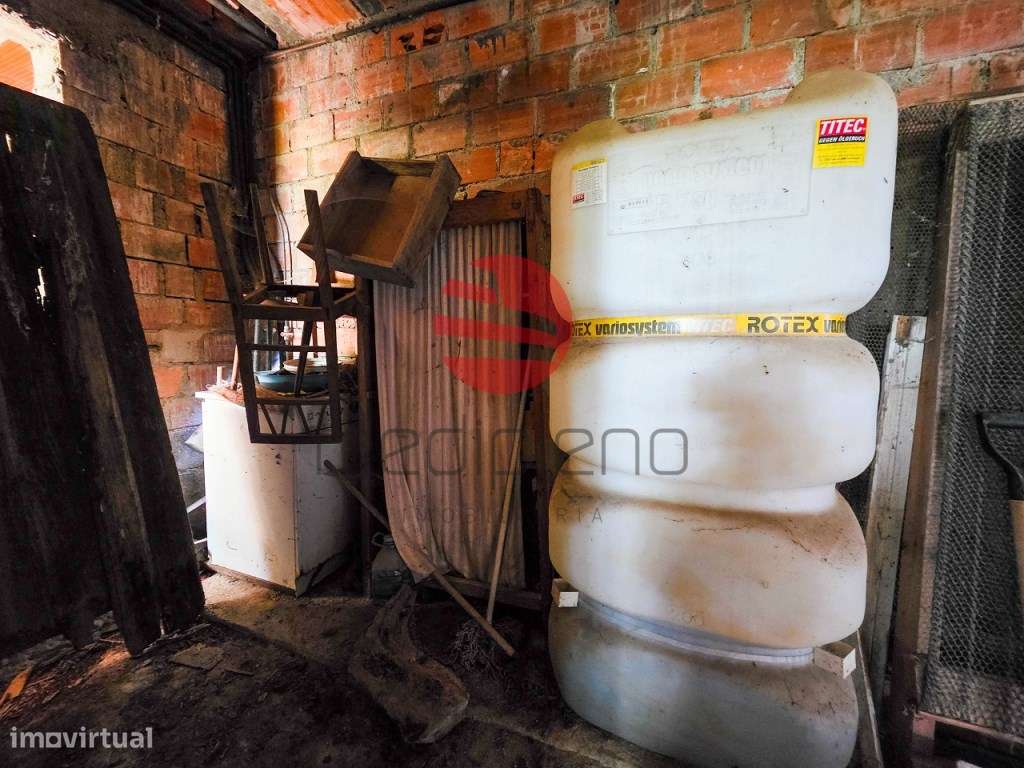 MORADIA T4 C/ GARAGEM-21