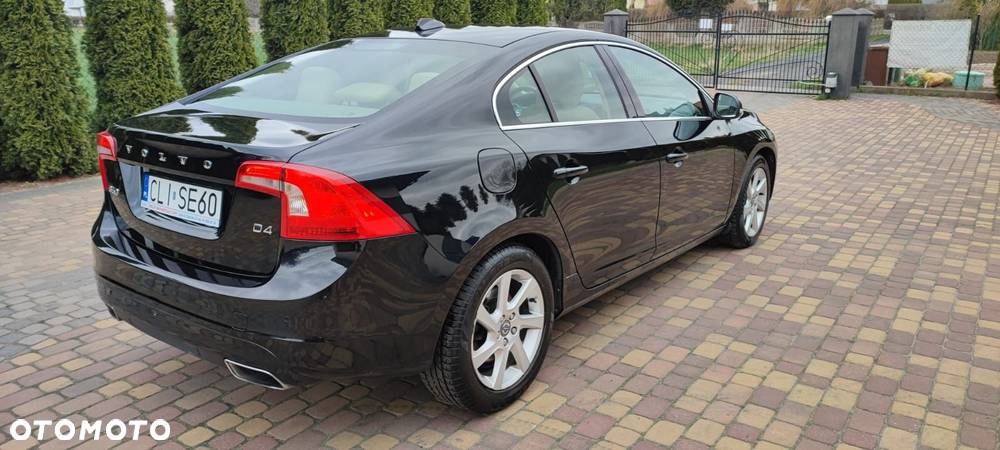 Volvo S60 - 9