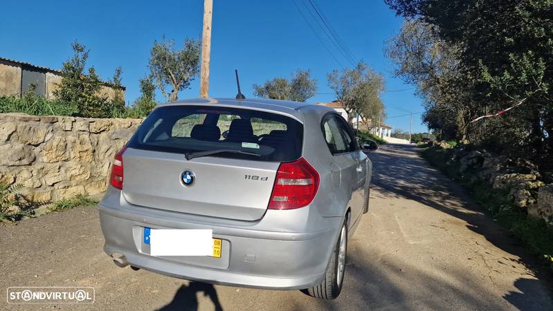 BMW 118 d - 12