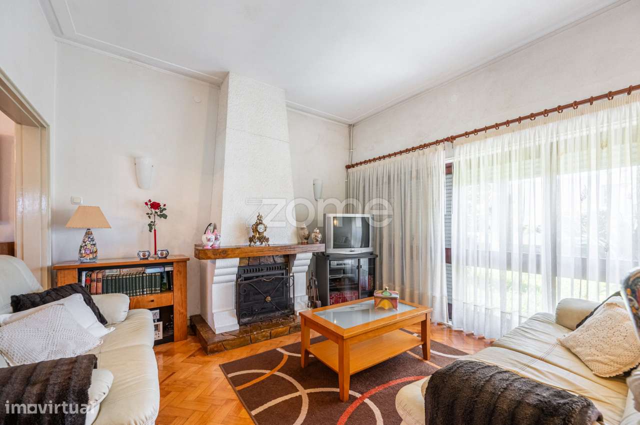 Moradia T4 com Terreno em Canidelo – Espaço, Luz e Mar - Grande imagem: 4/47