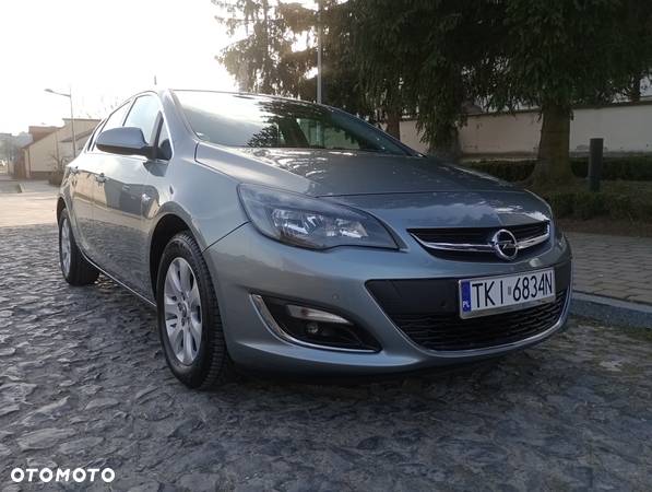 Opel Astra IV 1.6 CDTI Cosmo - 22