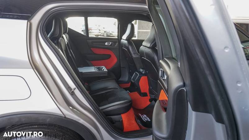 Volvo XC 40 T5 AWD Geartronic R-Design - 30