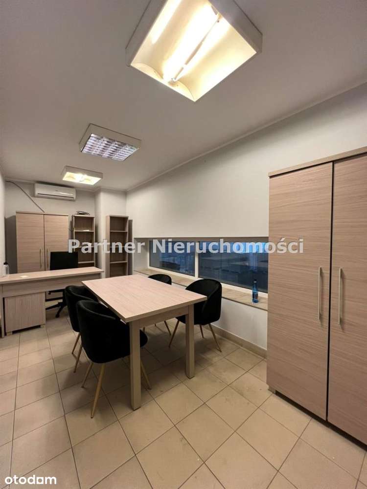 Lokal 220 M!!! Parking!! - Pełny obrazek: 4/12