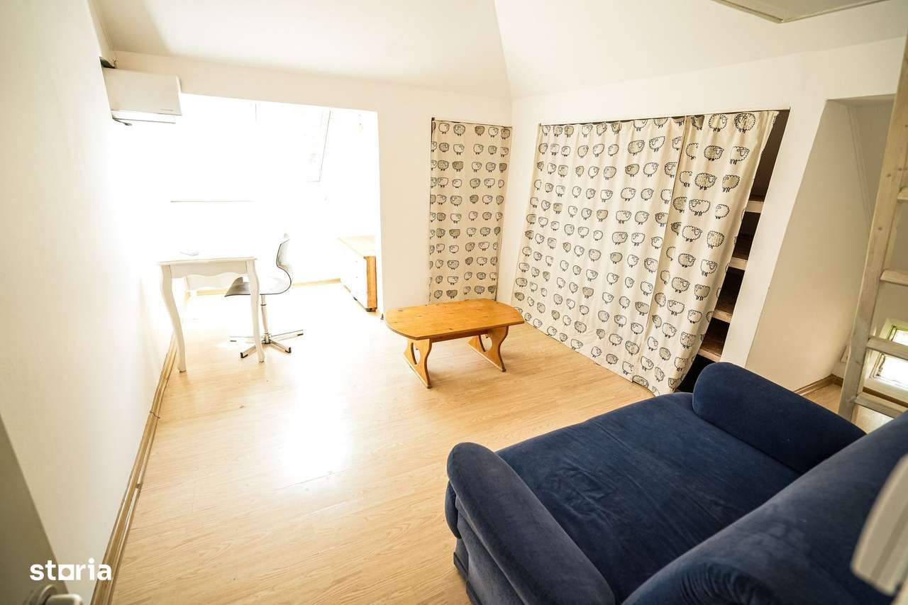 Casa 130 MP utili cu teren 2822 MP cu posibilitate destinatie comercia - Imagine principală: 5/13