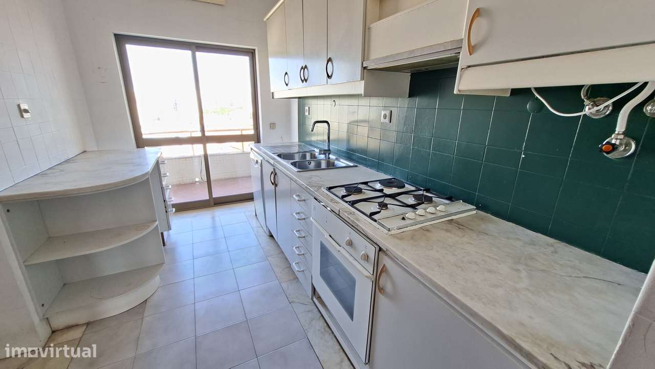 Apartamento T3 com 145m² no centro de Setubal-7