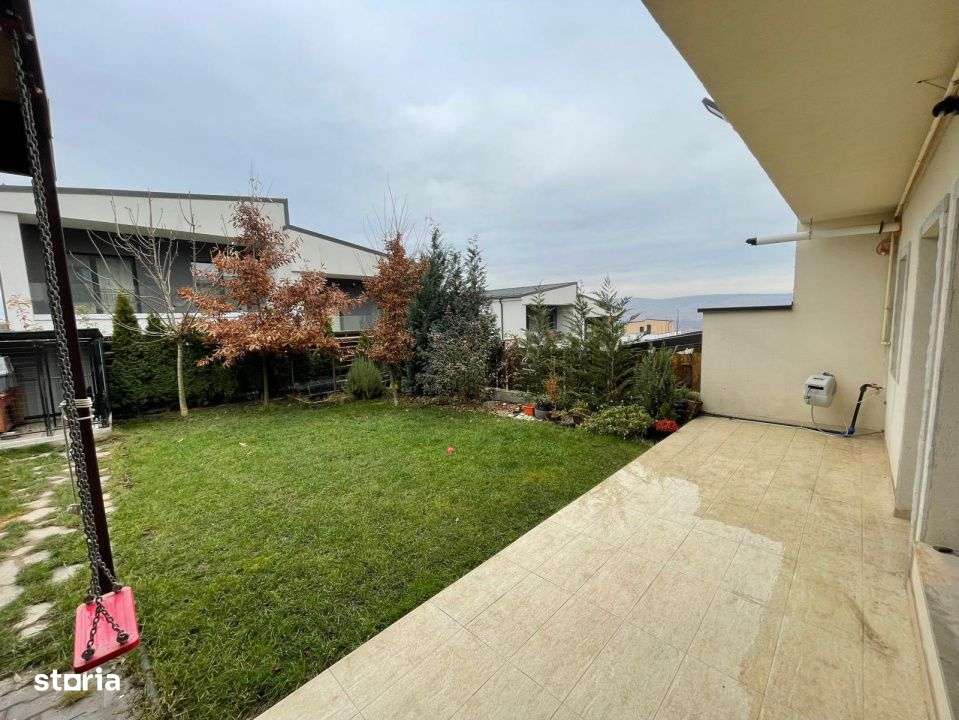 Duplex 4 camere Ultra Lux 120 mp utili, teren 275 mp, 2 parcari, zona - Imagine principală: 2/16