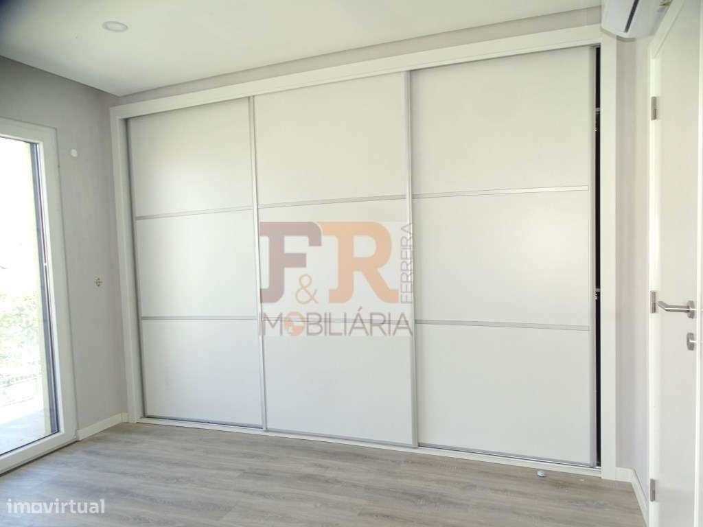 Geminada Duplex T3 com Pérgula (espaço para Piscina) Pinhal General...-14