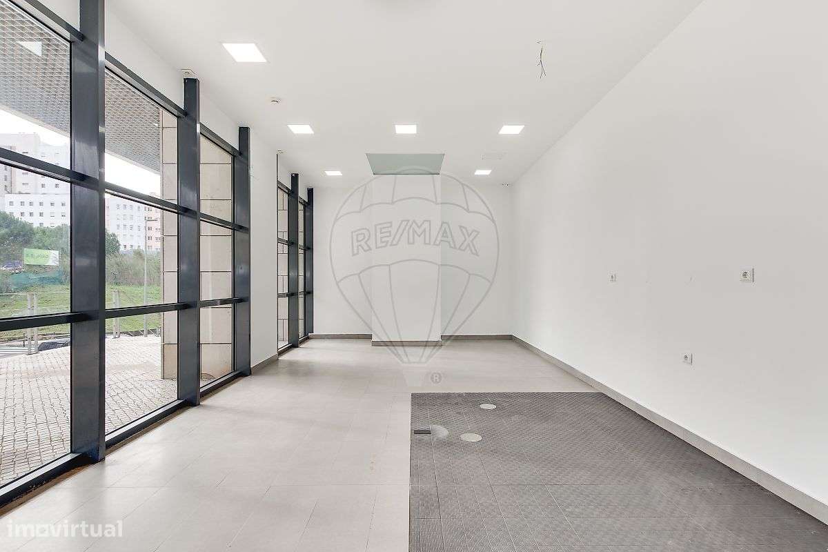 Loja  para arrendamento - Grande imagem: 4/13