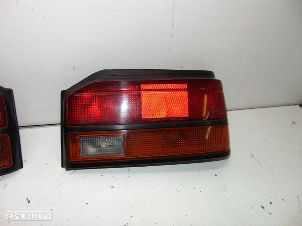 Mazda 323 lx 5 portas 1985-1987 farolins trás originais - 4