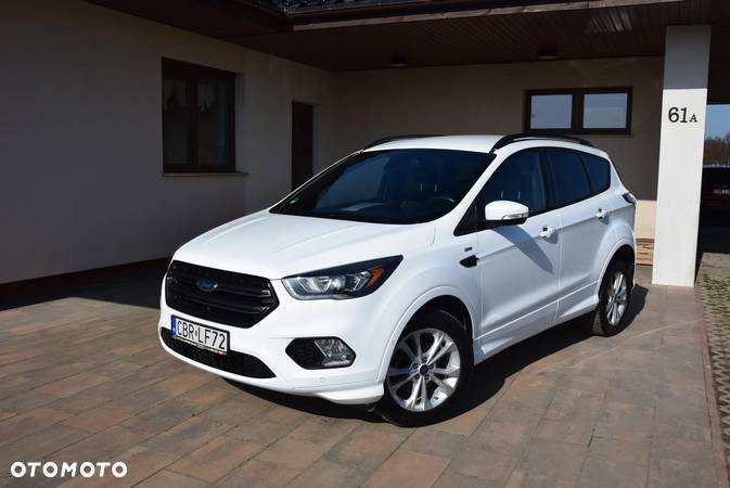 Ford Kuga 1.5 EcoBoost 2x4 ST-Line - 3