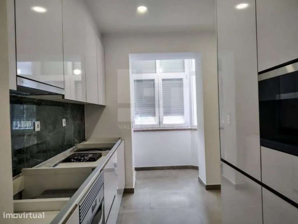APARTAMENTO T2 - TRAVESSA DAS MÓNICAS, LISBOA - Grande imagem: 5/18