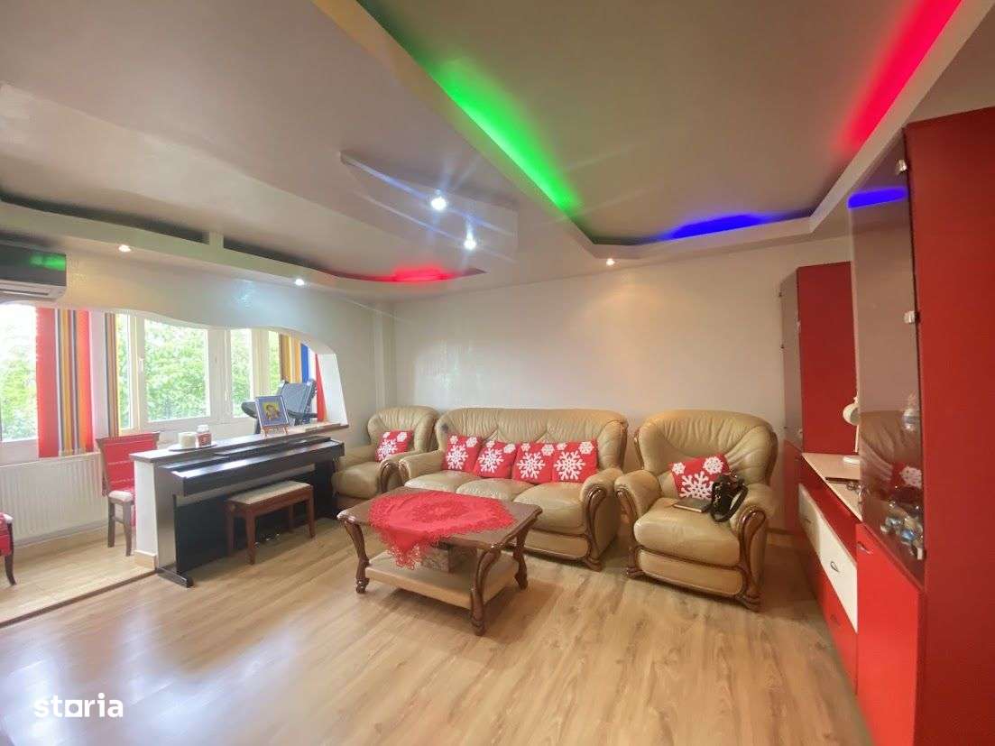 Vand ap 3 cam, Gavana, langa Spitalul Judetean, 81 mp, 110000 euro-1