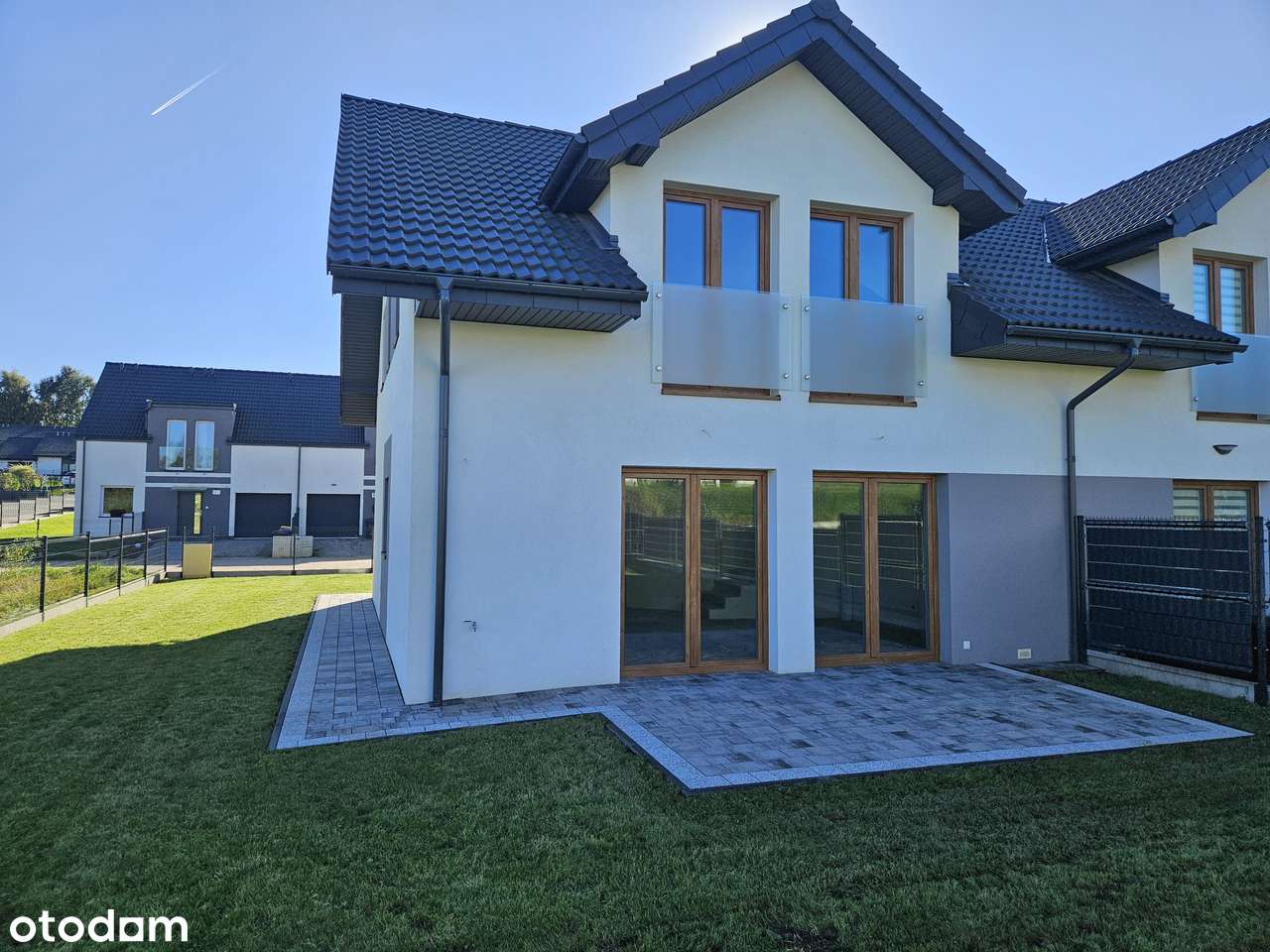 Nowy dom, 5-pokojowy z garażem +taras i ogród - Pełny obrazek: 3/10