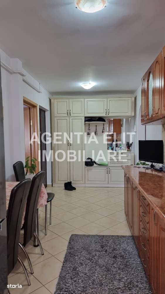 Apartament 2 camere, zona Inspectoratului Scolar - Imagine principală: 3/11