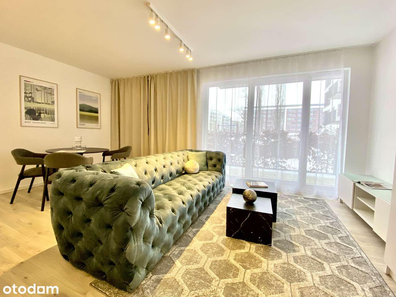 0% Prowizji! Nowoczesne 2-pokojowe mieszkanie w Śródmieściu!-0