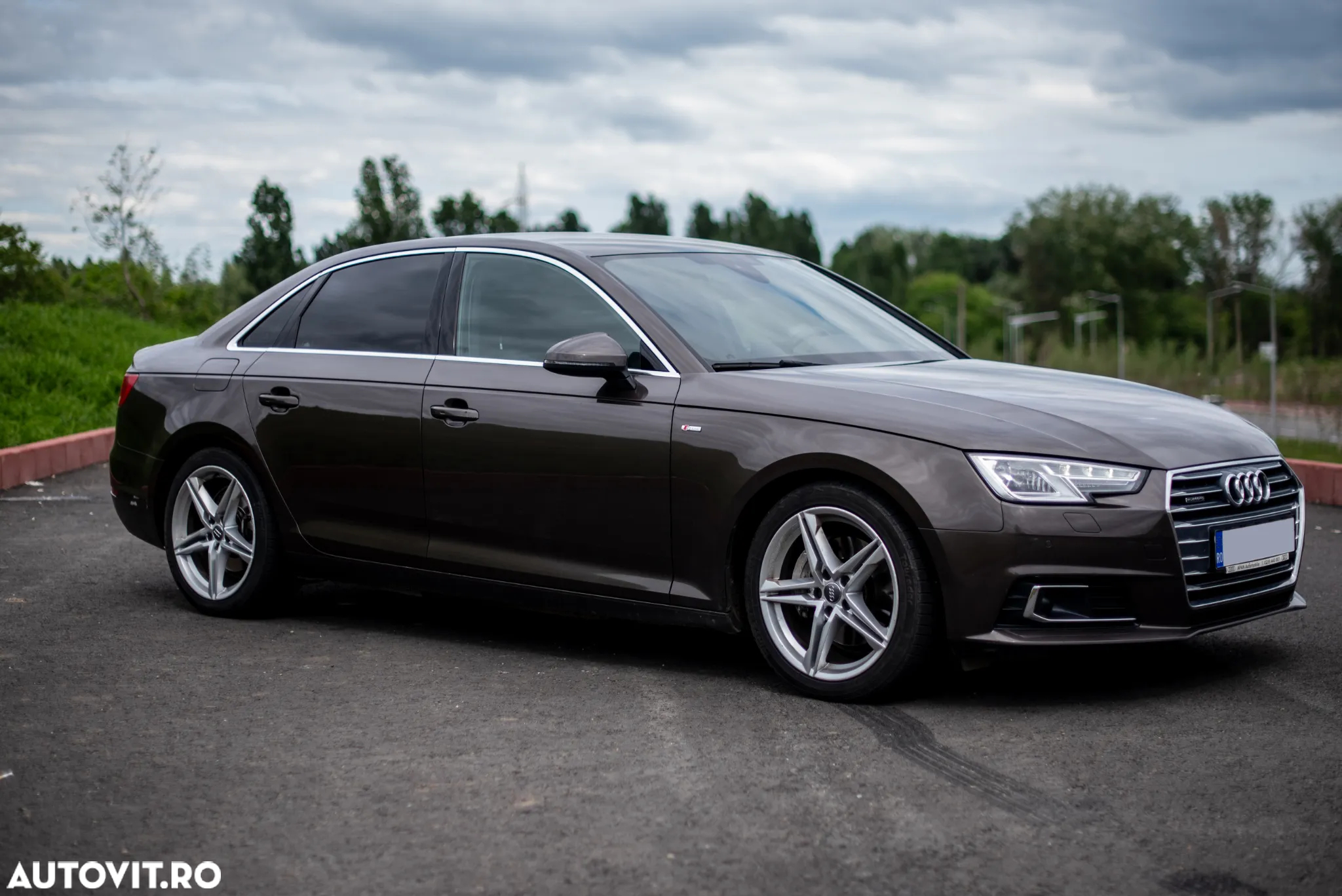 Audi A4 2.0 TDI quattro S tronic - 2