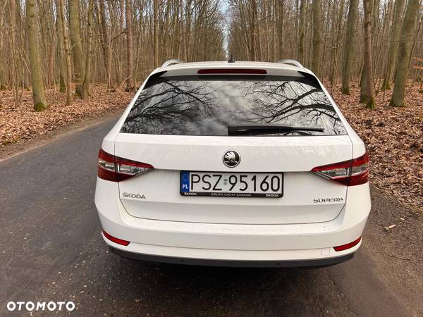 Skoda Superb 2.0 TDI Active DSG - 7