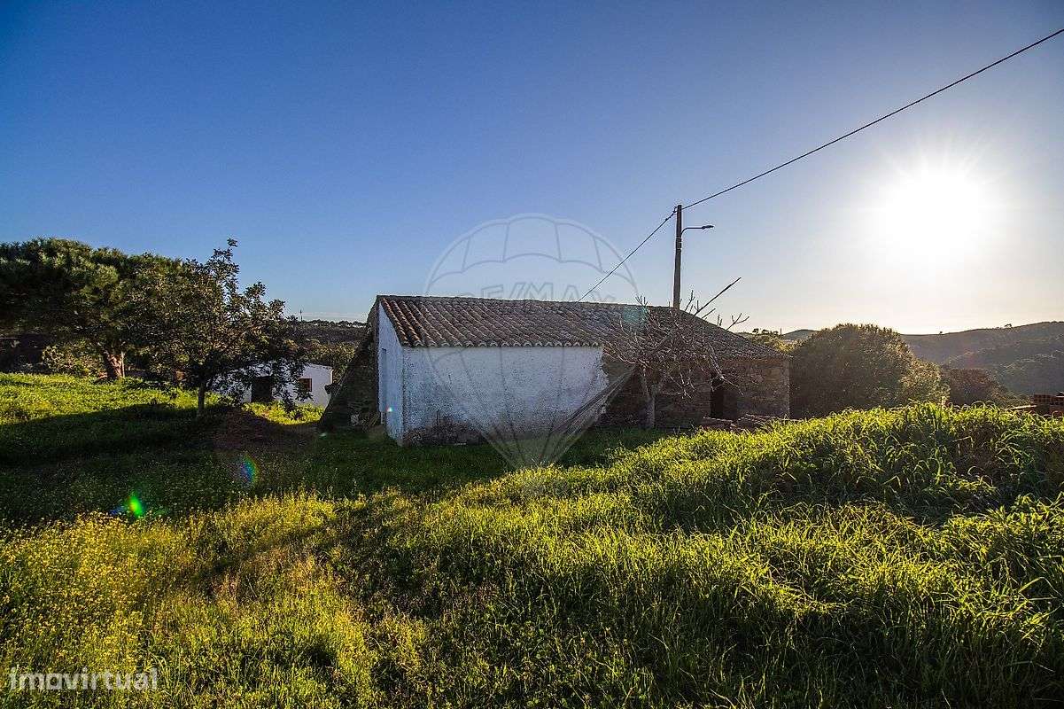 Moradia T2 para venda-10