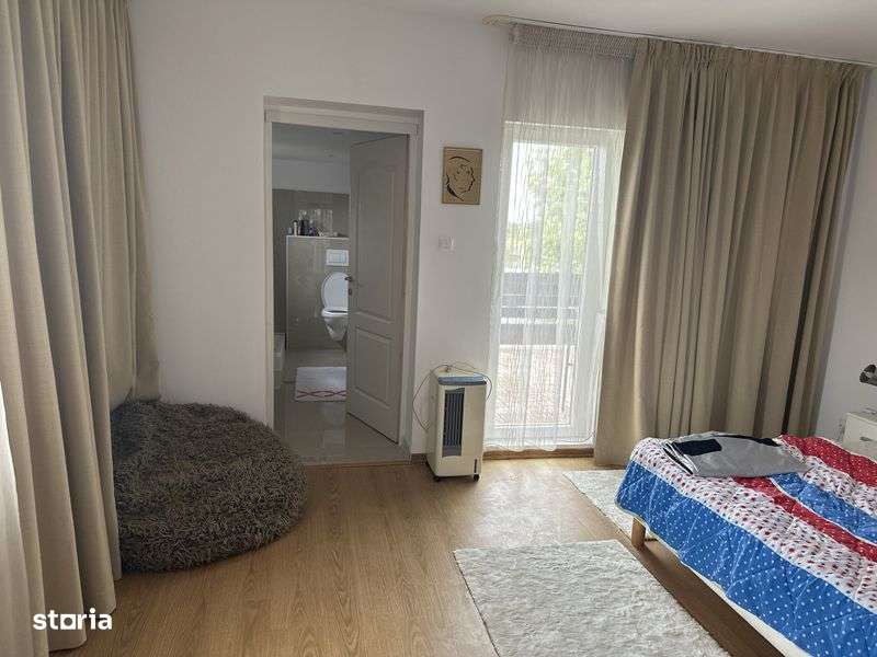 Proprietar, inchiriez doar termen lung casa Izvorani Snagov iesire lac - Imagine principală: 4/5