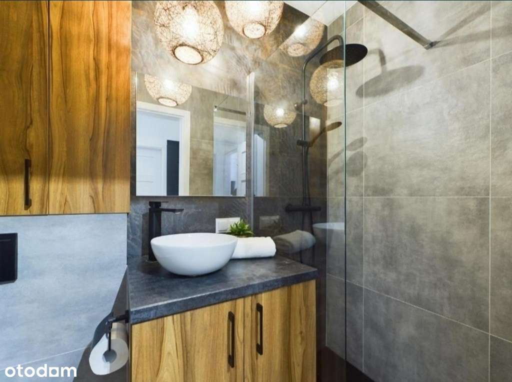 Okazja! Kawalerka po remoncie w centrum ul. Hoża-4