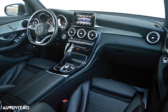 Mercedes-Benz GLC 250 d 4Matic 9G-TRONIC Exclusive - 22