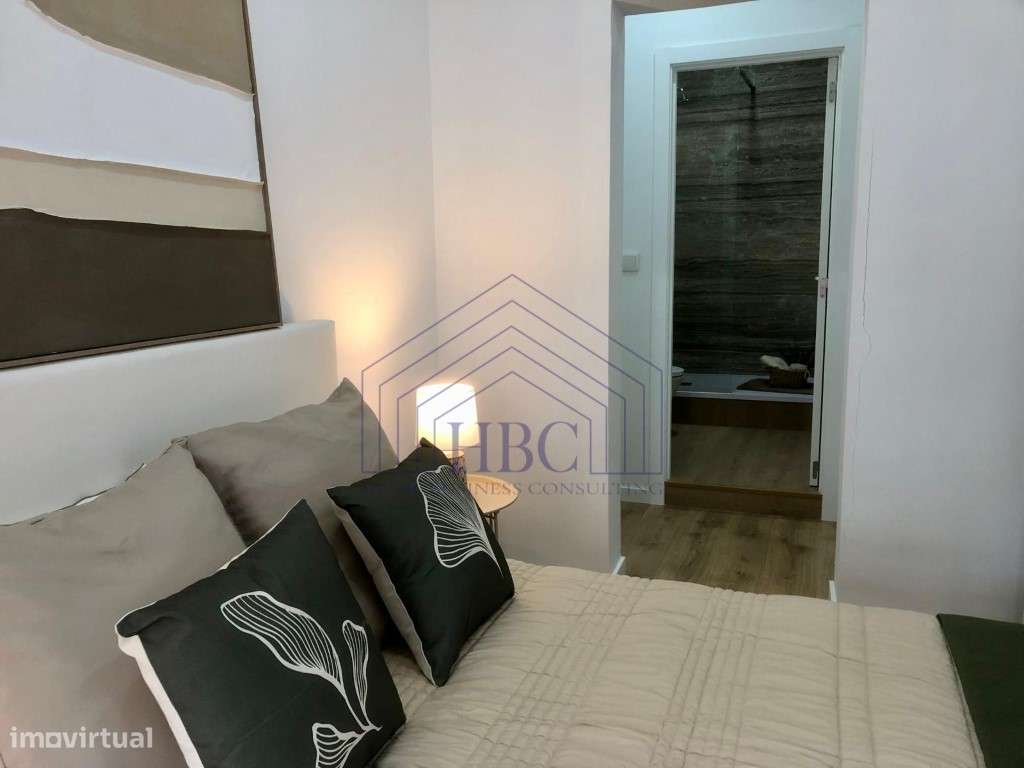Apartamento T3 - Totalmente Remodelado e Mobilado-6