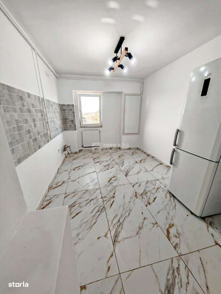 Pacurari - Kaufland, 3 camere renovat complet, 3 balcoane, 2 bai - Imagine principală: 2/11