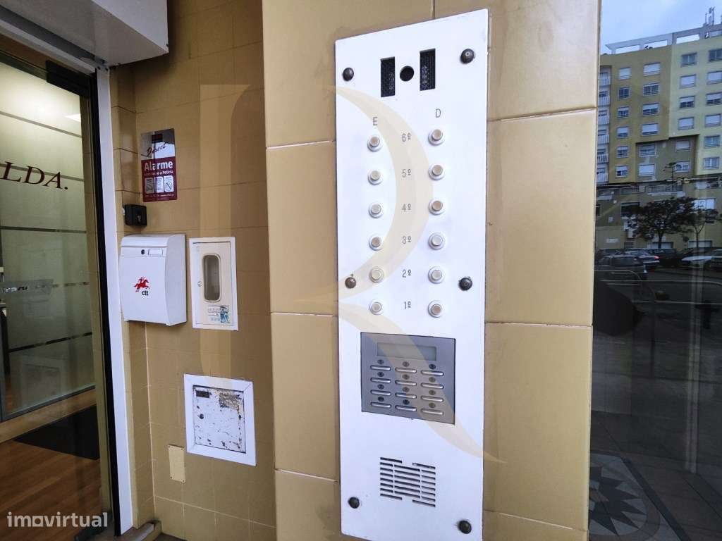 Apartamento T2 com elevador, estacionamento e arrecadação na Quinta... - Grande imagem: 4/34