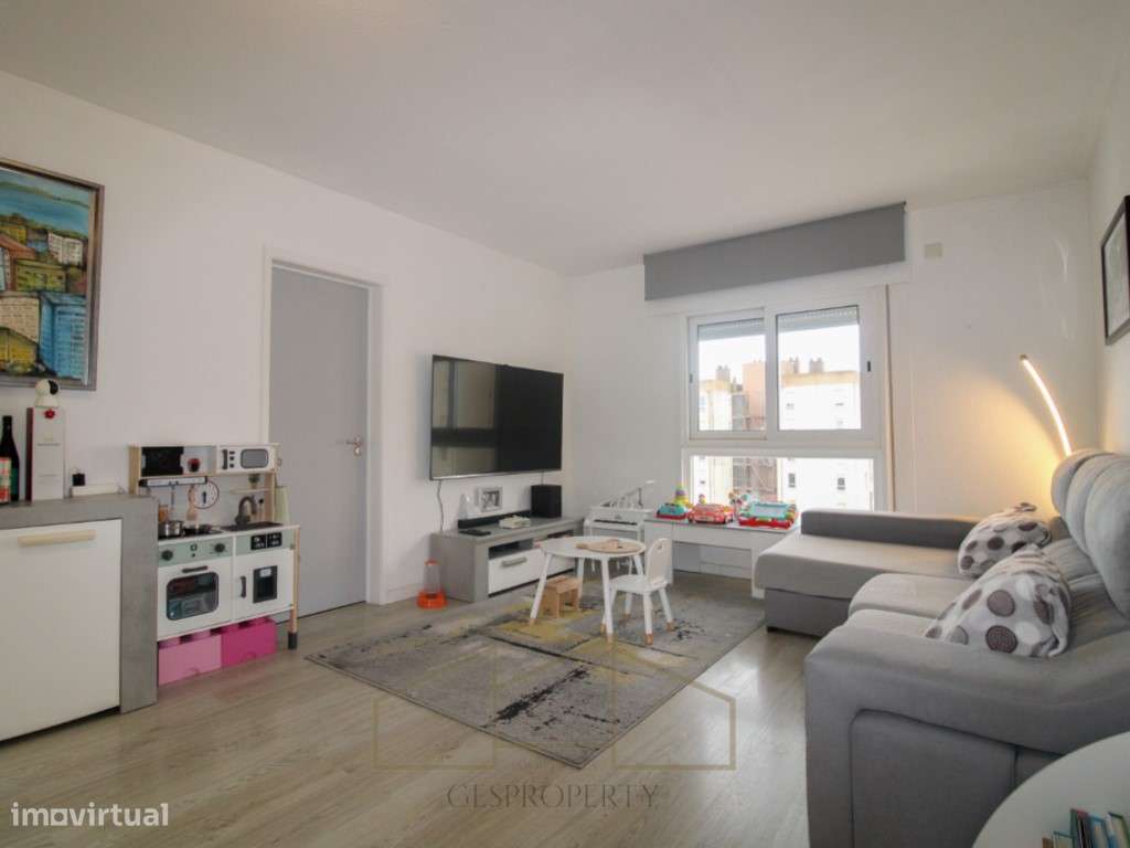 Apartamento T3 no Laranjeiro - Grande imagem: 2/22