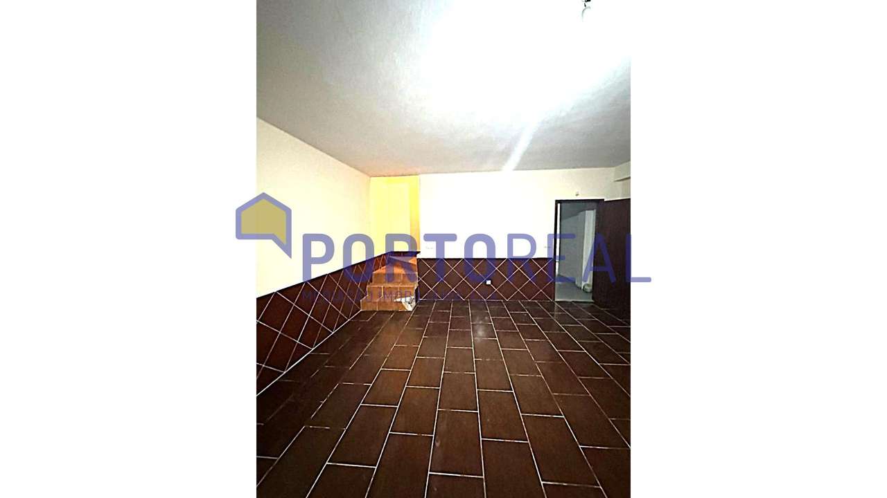 Moradia Isolada T3 R. Várzea de Aboadela-18